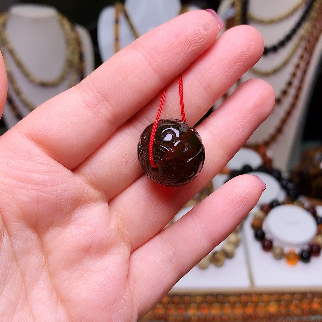 琥珀裸石未镶嵌榴*蜜琥珀