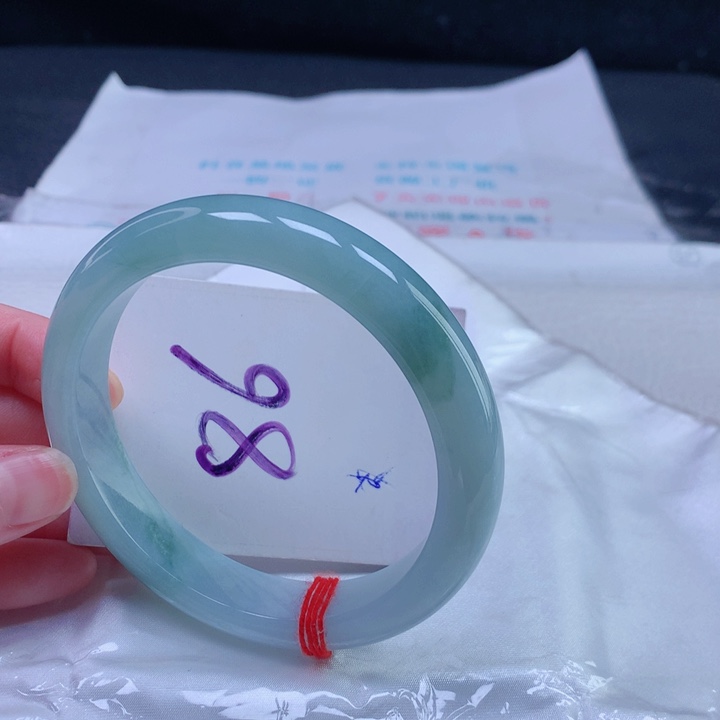 翡翠手镯未镶嵌61626162616261626