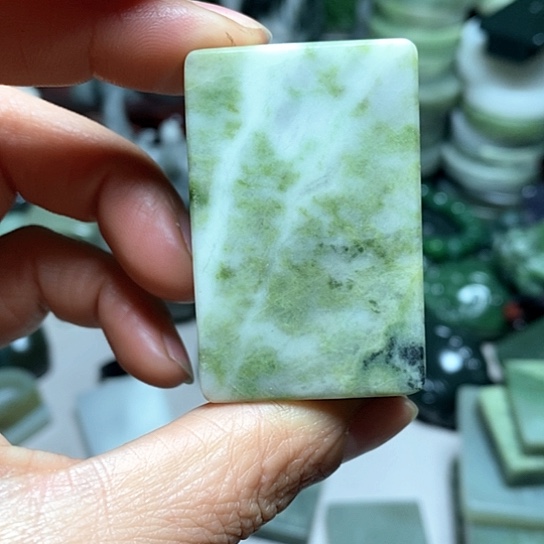 未镶嵌独山玉珠宝半成品