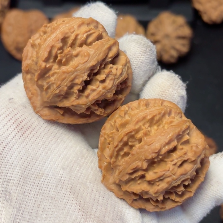 文玩核桃吊坠秦岭野生灯笼28