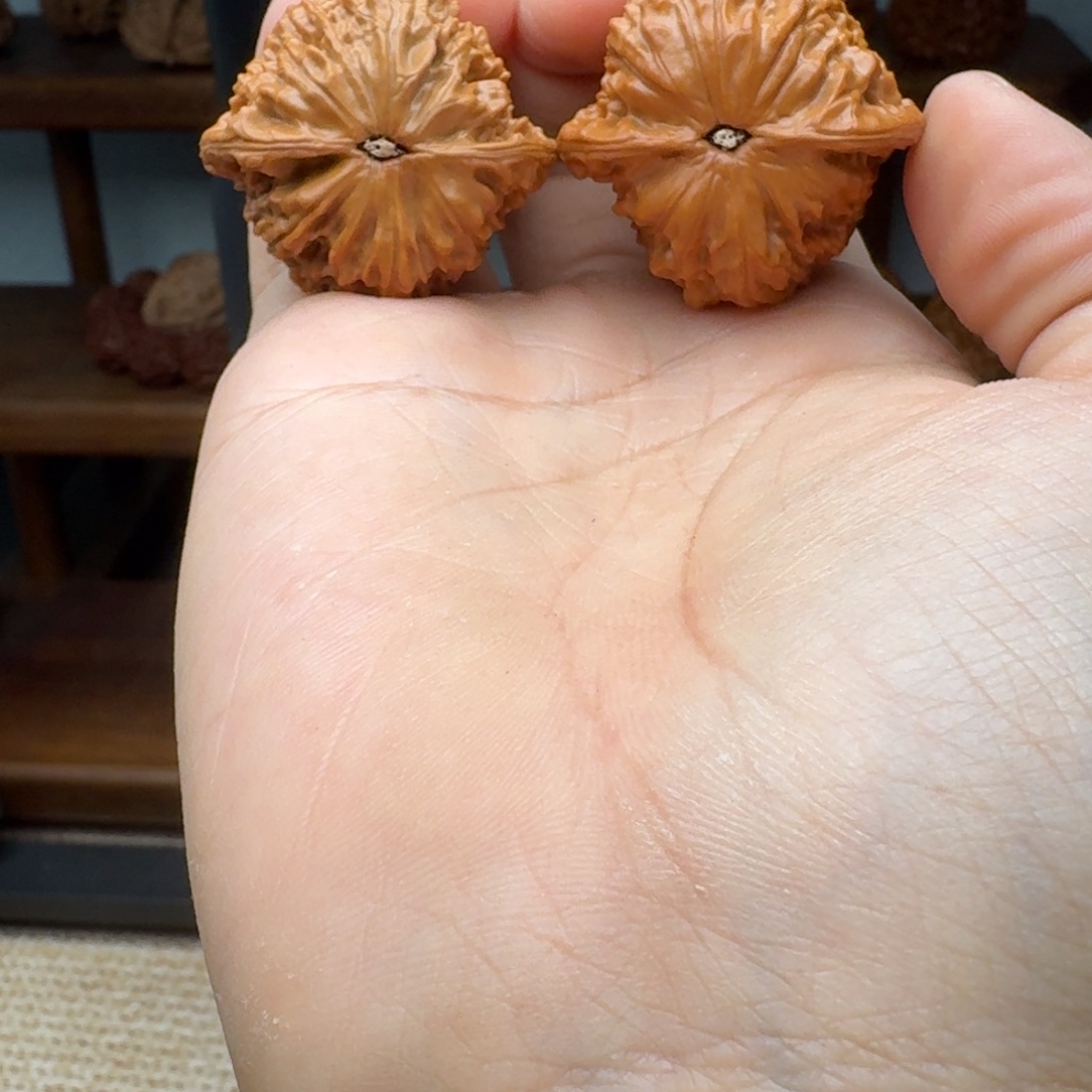 文玩核桃把件3907磨盘