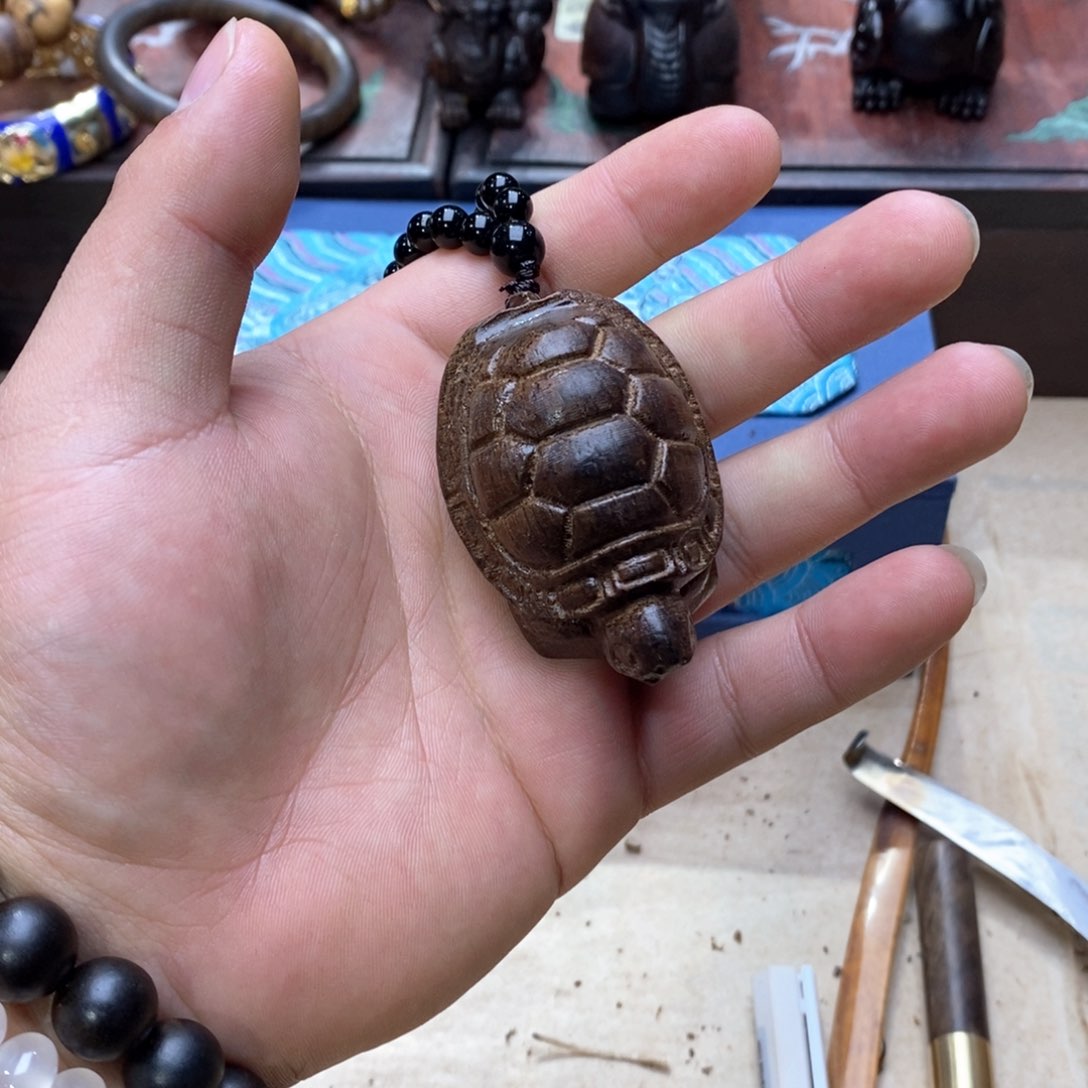 大叶紫檀（黑酸枝木类）