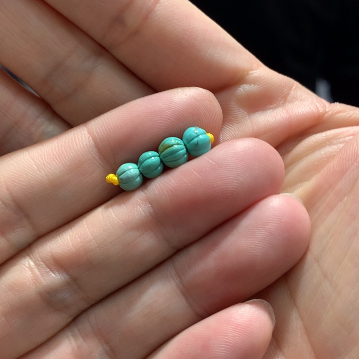 绿松石配饰未镶嵌