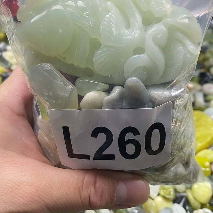 岫玉鱼缸石未镶嵌