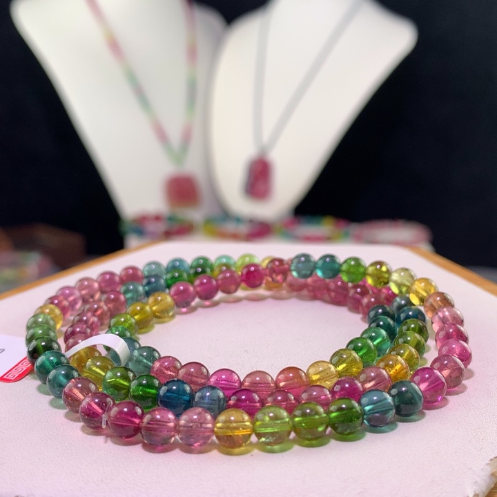 双色碧玺手链未镶嵌