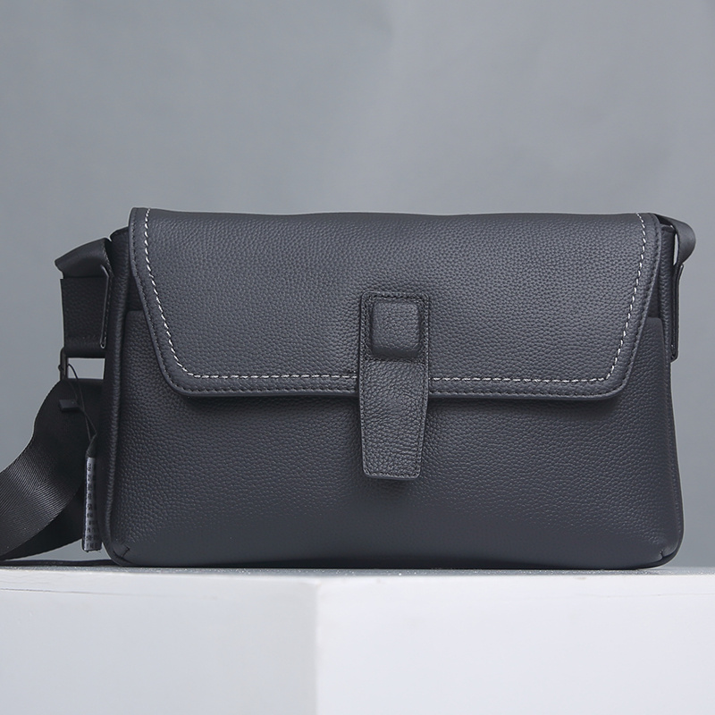 男士真皮旅行包轻软头层牛皮日常单肩斜挎包大容量休闲运动健身包