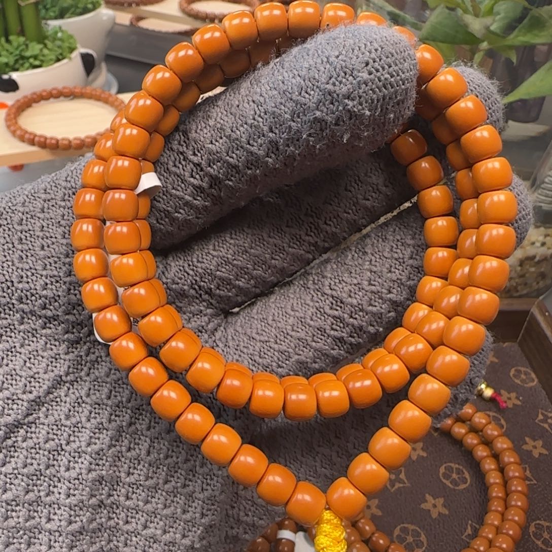 橄榄核吊坠老挝7.0mm三花面无白108