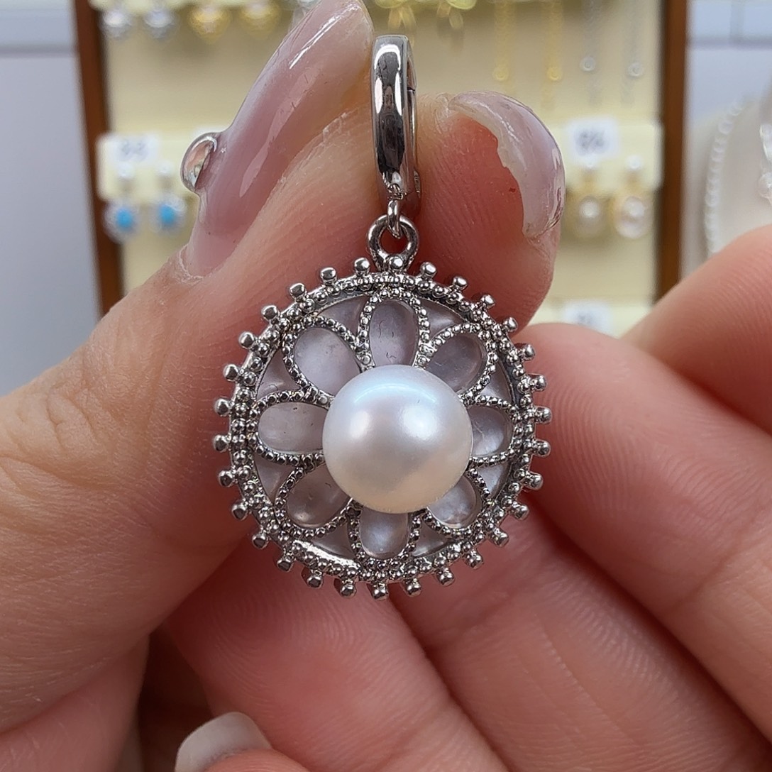 淡水珍珠吊坠(不含链)未镶嵌