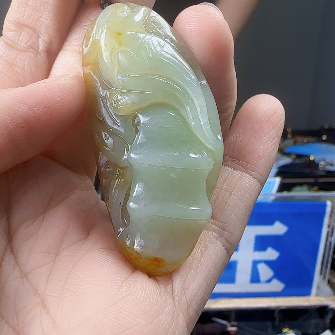 和田玉未镶嵌挂件