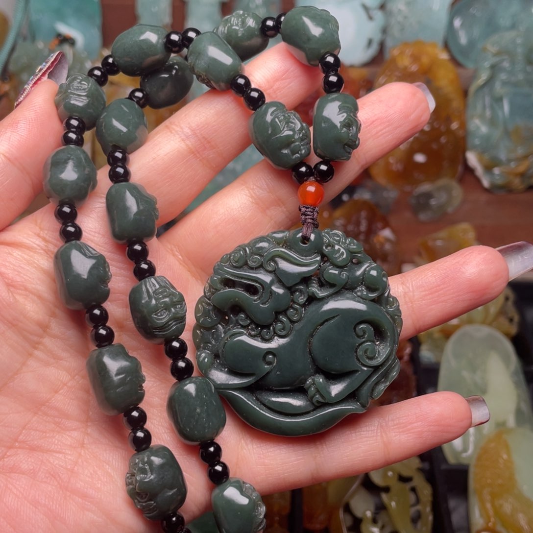 和田玉（青玉）颈饰未镶嵌