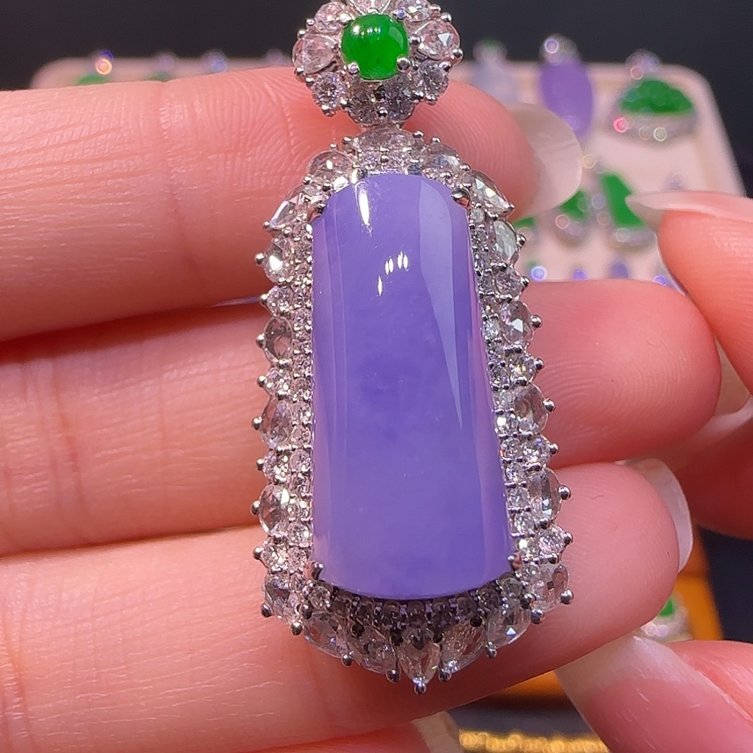 怡****翡翠18K金镶嵌吊坠(不含链)