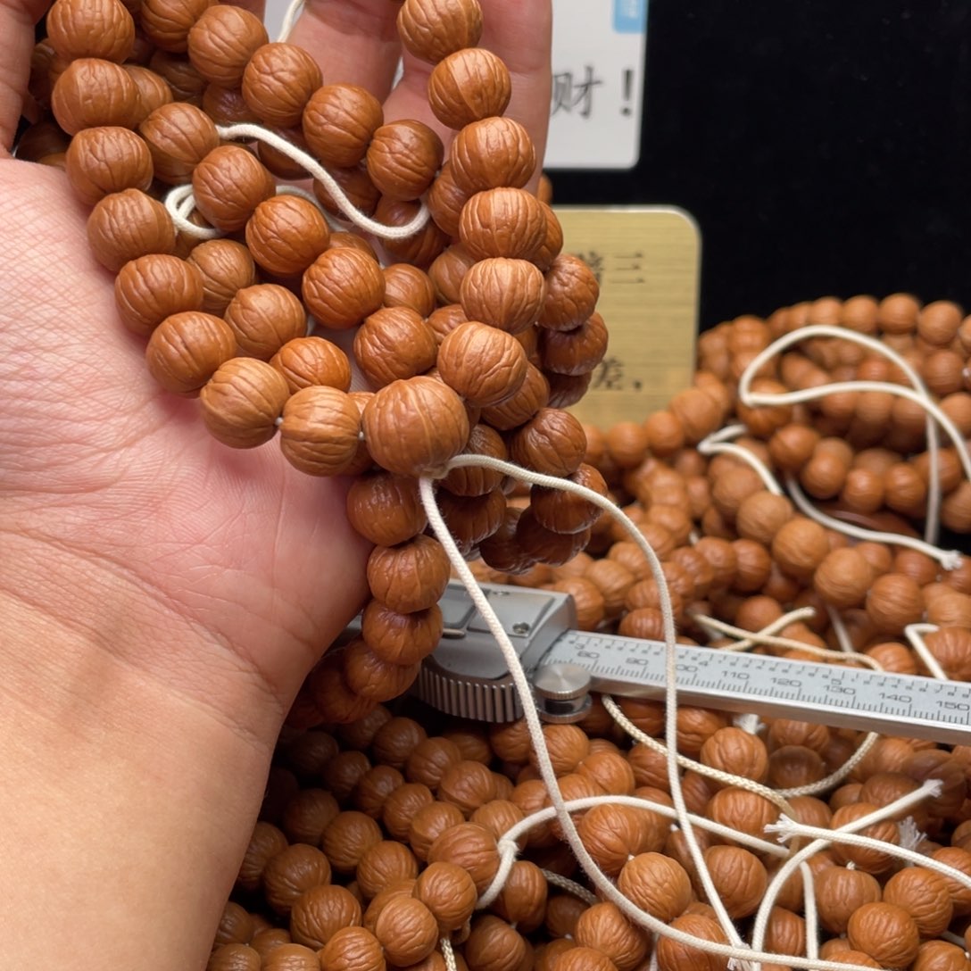 猴头核桃吊坠南瓜13手持