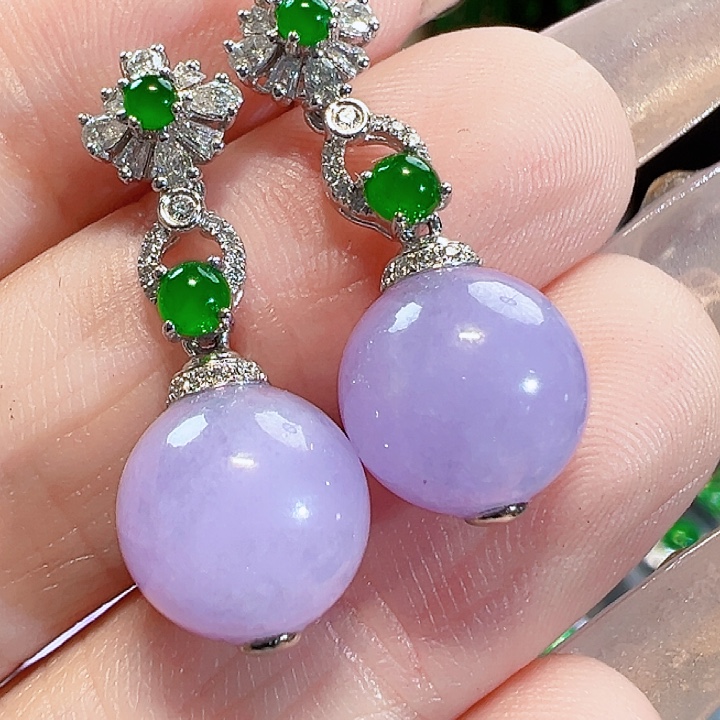 翡翠耳饰18K金镶嵌签收后24小时鉴赏期