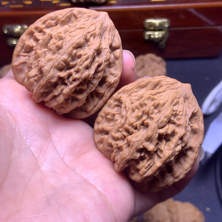 文玩核桃吊坠文玩核桃麦穗虎头45尺