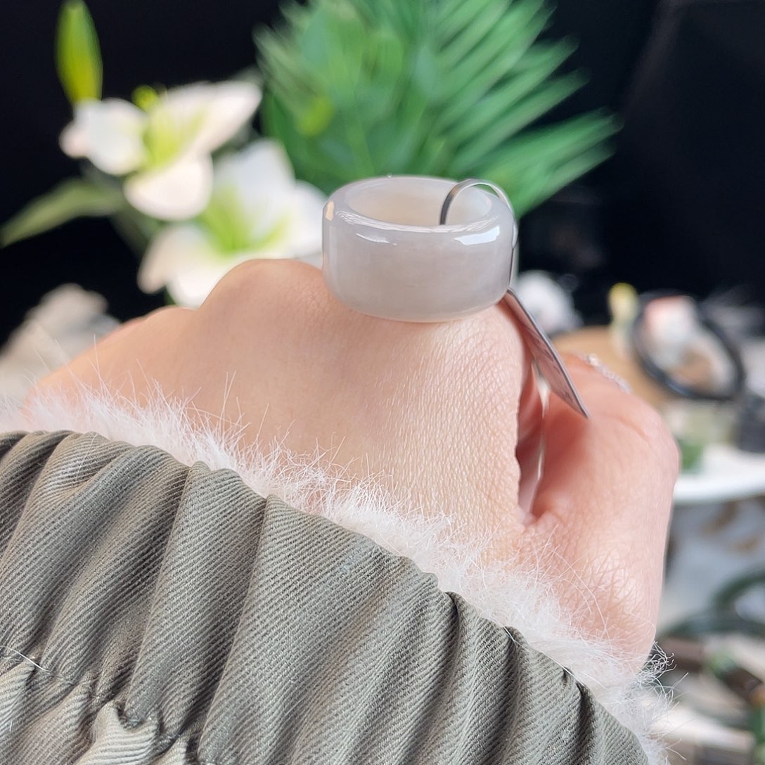 和田玉未镶嵌戒指E118烟紫圆切17.2