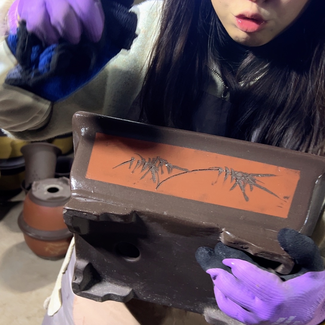 31红马槽花盆花盆花盆