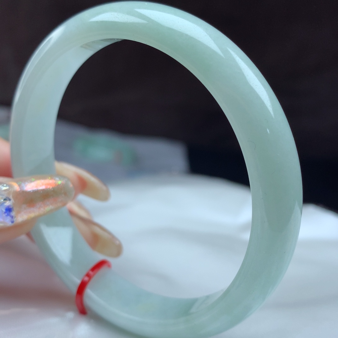 翡翠手镯未镶嵌95040，