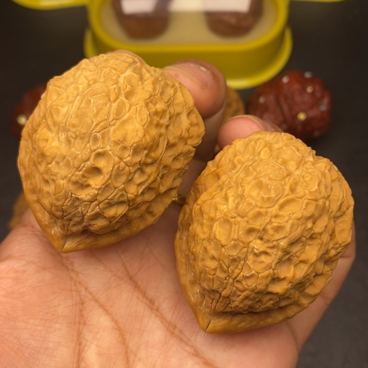 文玩核桃吊坠45尺蟾祖70.7克