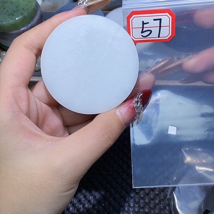 和田玉和田玉边角料随机发未镶嵌