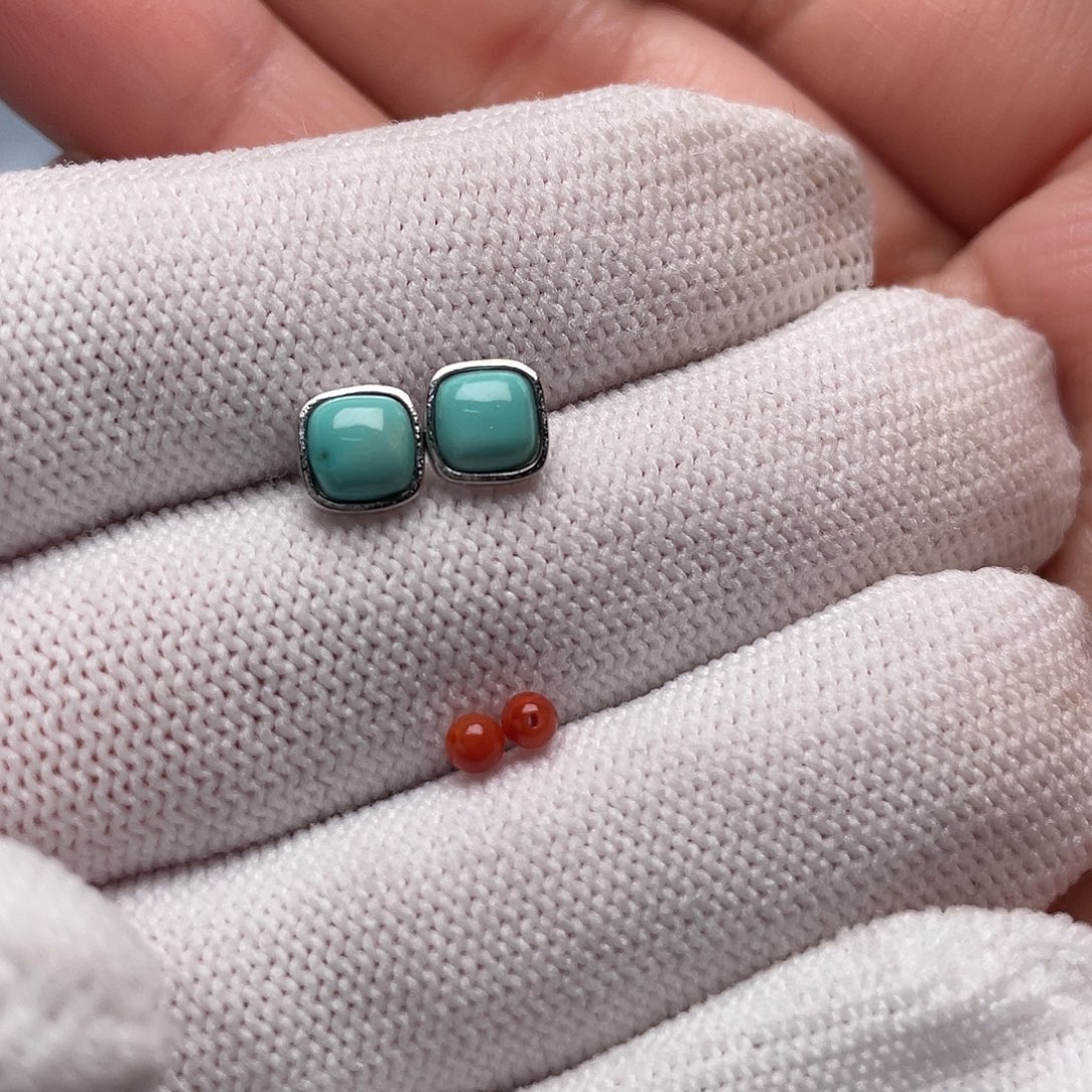 南红玛瑙未镶嵌珠宝奇石