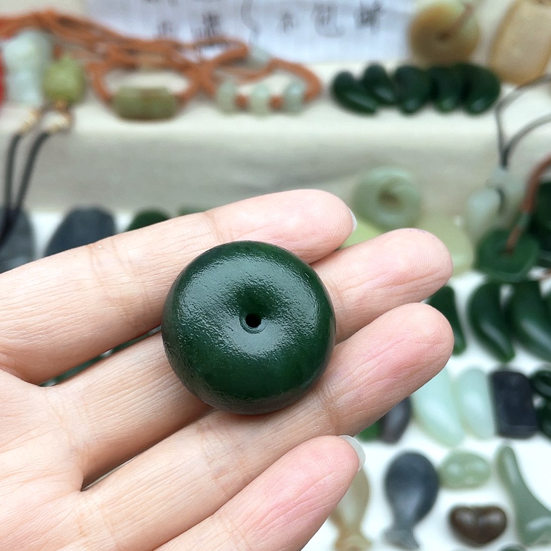 颈饰未镶嵌和田玉常***