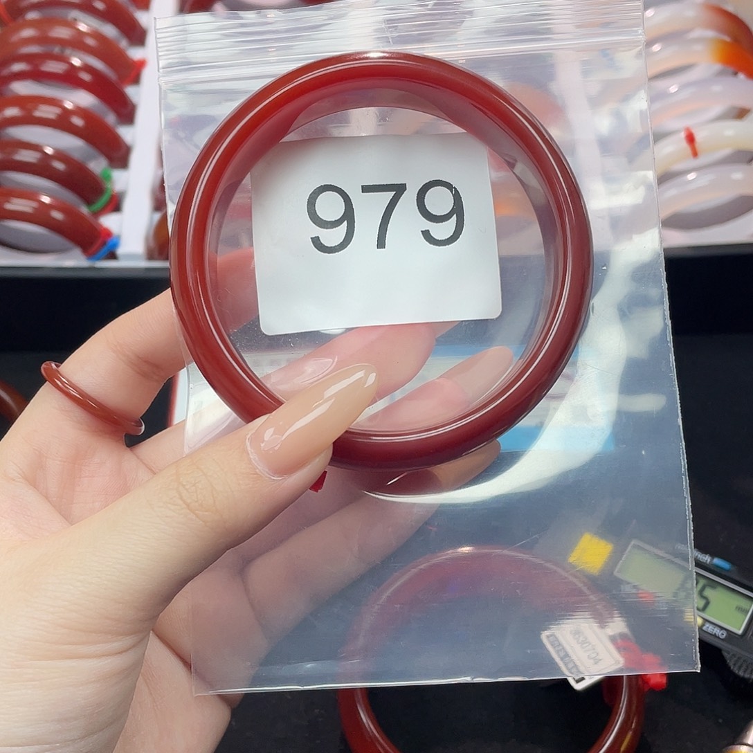 玛瑙/玉髓未镶嵌手镯65-C979