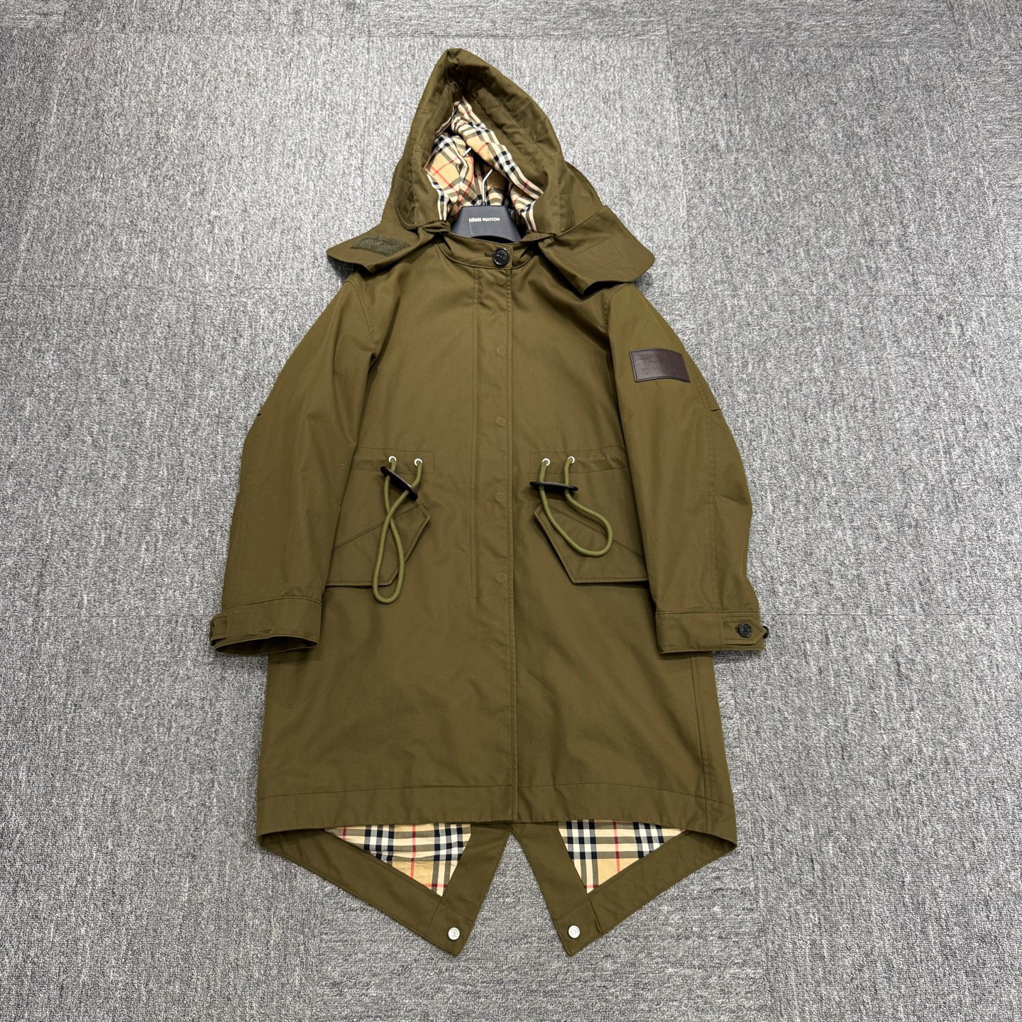 99新 BURBERRY/博柏利 编码17217 Burberry 可拆卸领风衣外套