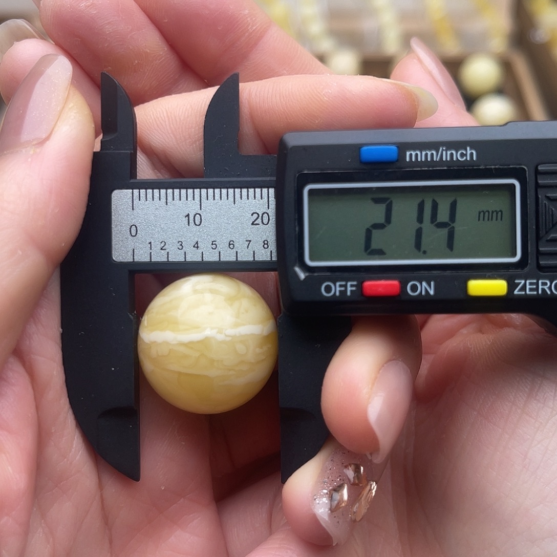 琥珀未镶嵌裸石蜜蜡虎皮纹一线天圆珠