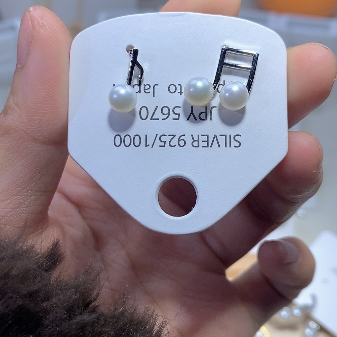 淡水珍珠耳饰未镶嵌