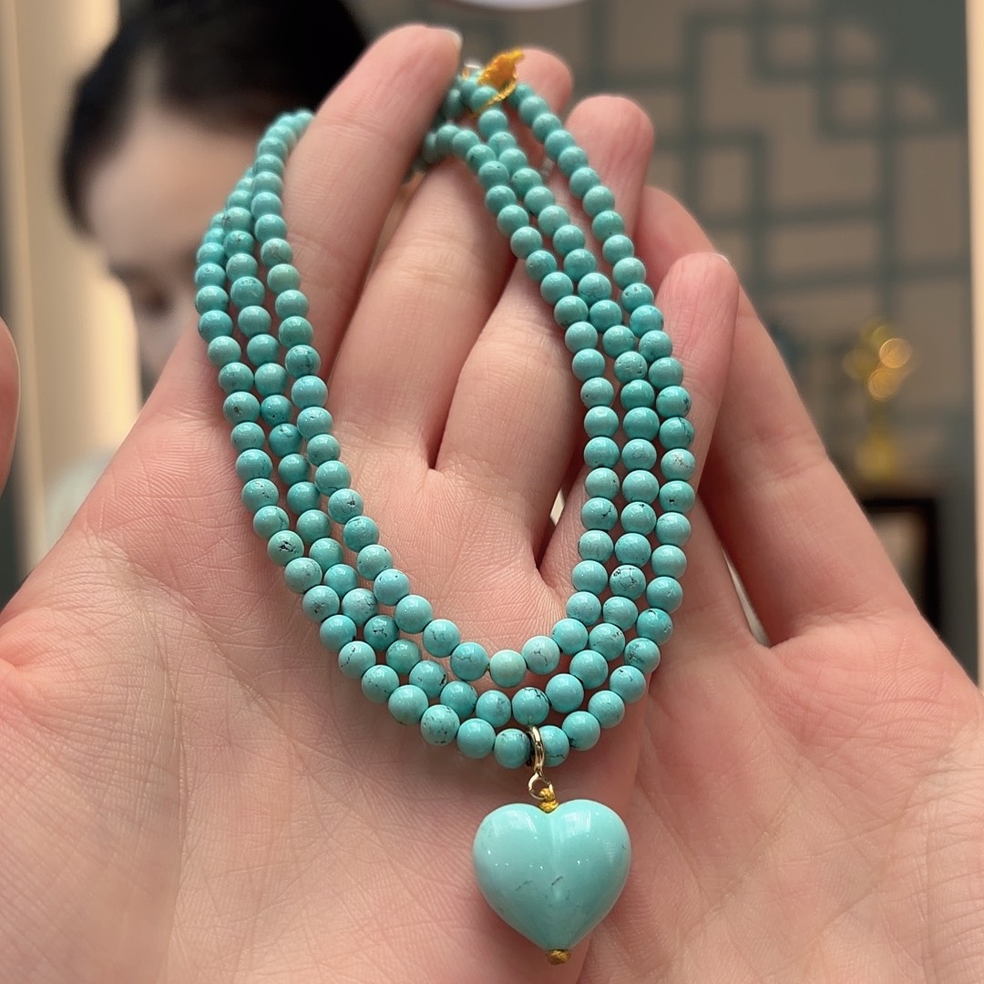 绿松石未镶嵌颈饰