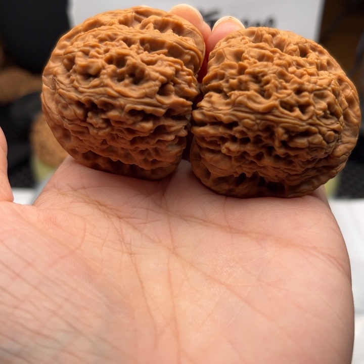 吊坠文玩核桃南疆43