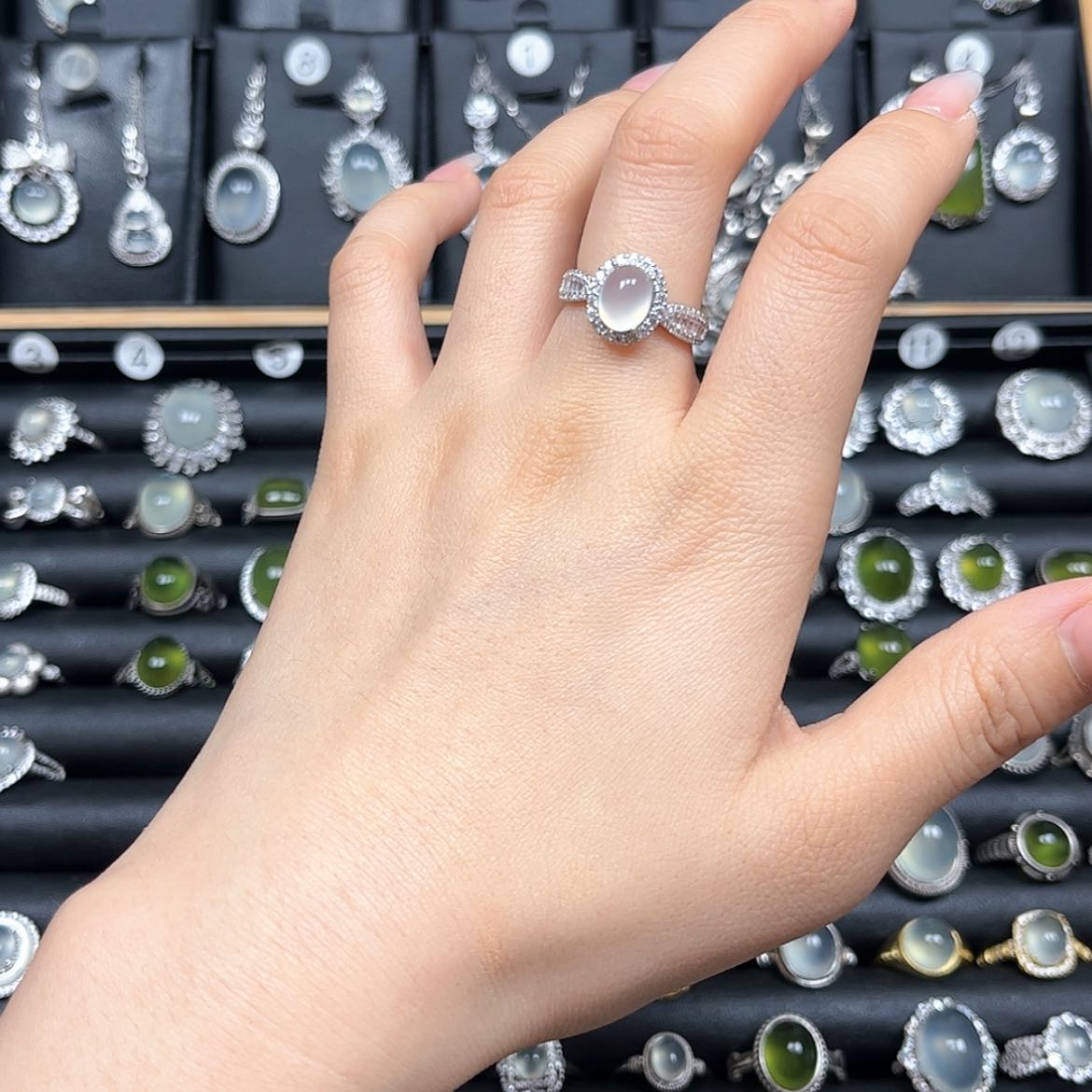 【闪购商品】岫玉戒指银S925镶嵌洋**怼