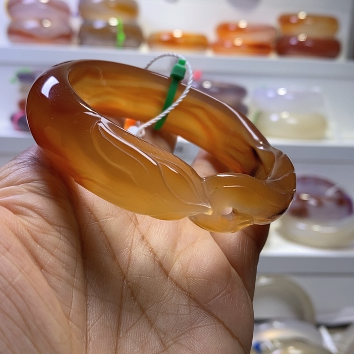 玛瑙/玉髓手镯未镶嵌