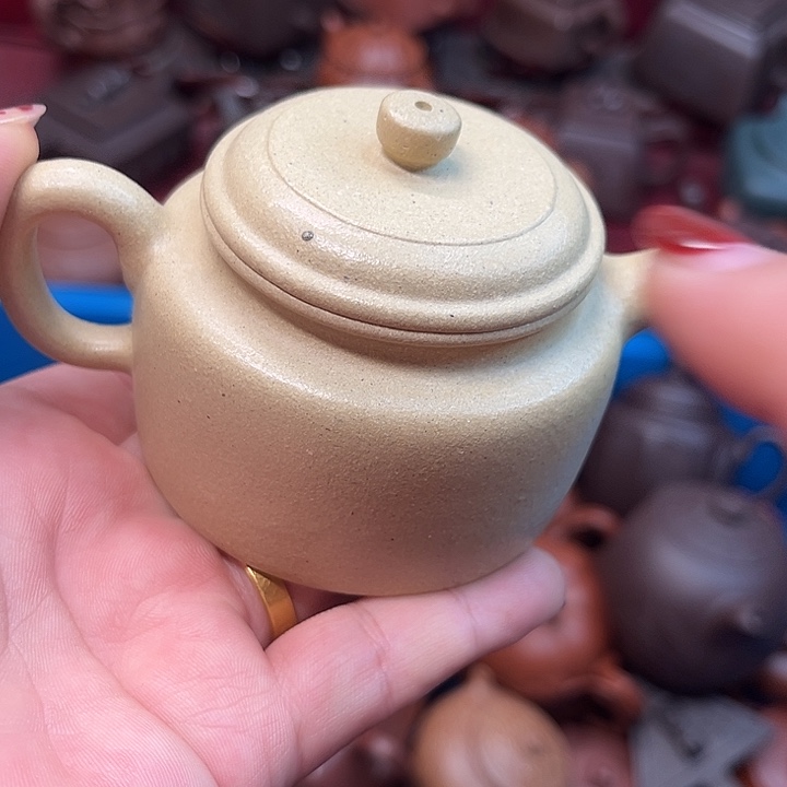 紫砂茶壶瑕疵……………………