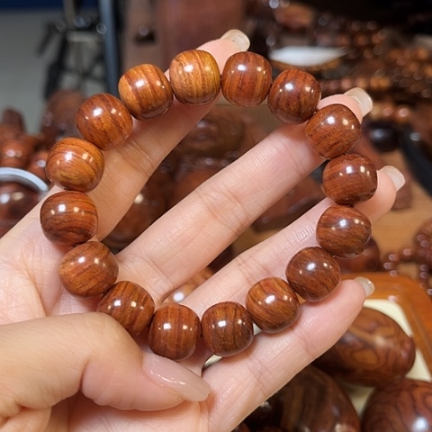 黄花梨/降香黄檀把件