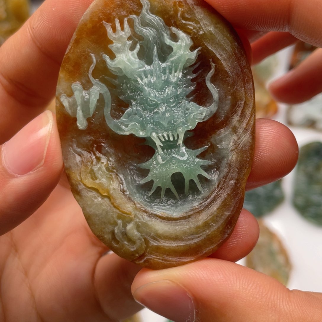 定制翡翠未镶嵌翡翠