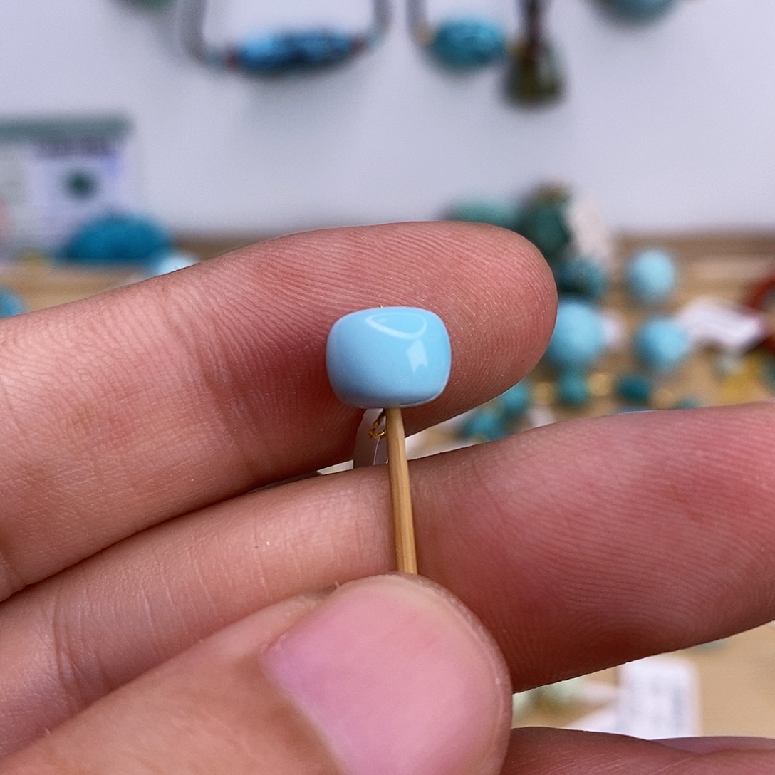 未镶嵌绿松石珠宝奇石