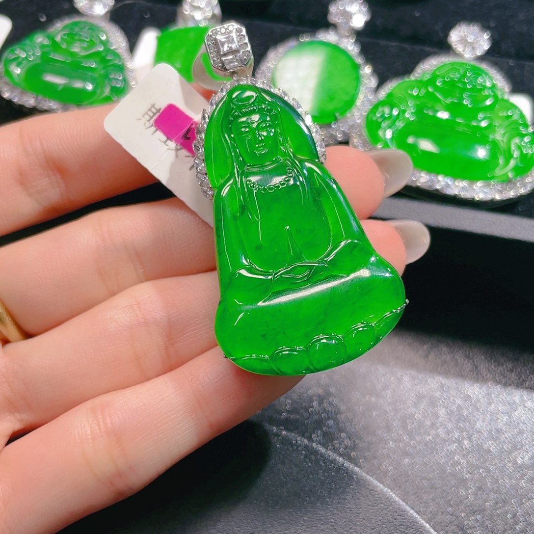 翡翠吊坠(不含链)未镶嵌铭**槟