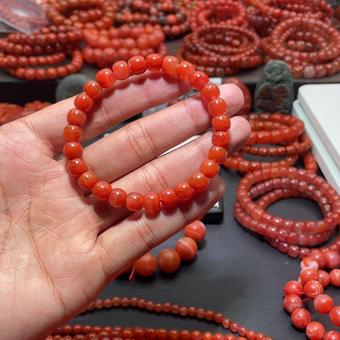 南红玛瑙手链未镶嵌