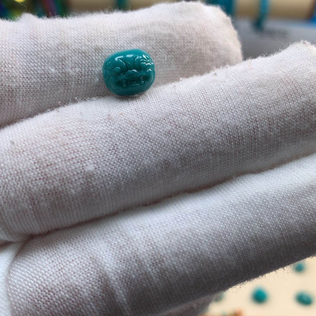 绿松石配饰未镶嵌