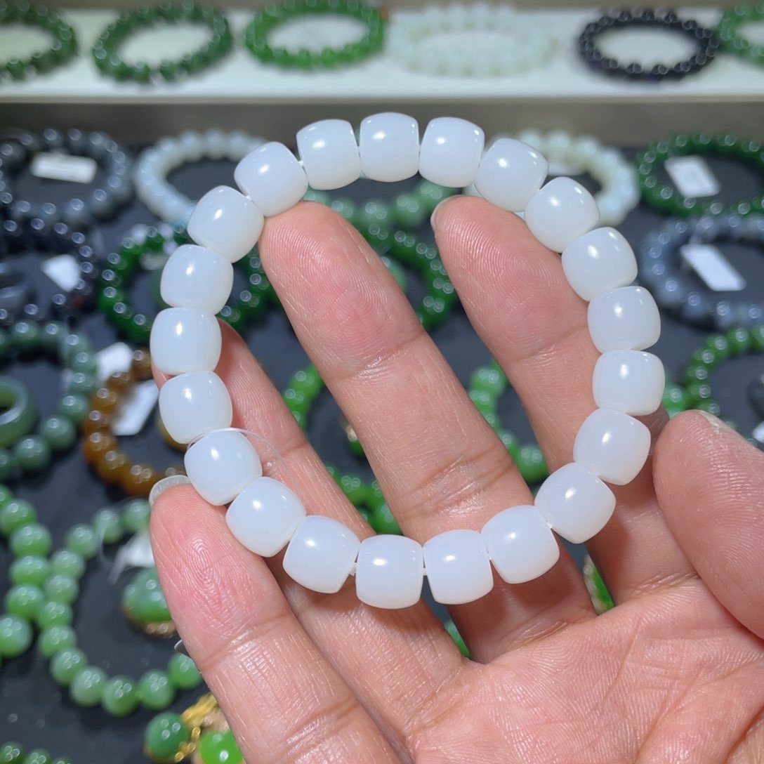 和田玉手链未镶嵌¥***氺