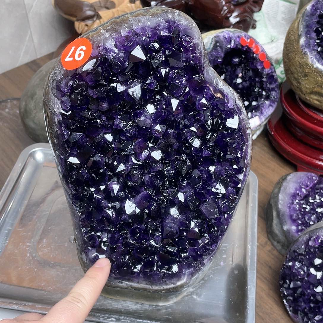 紫晶大型摆件（非配饰）未镶嵌