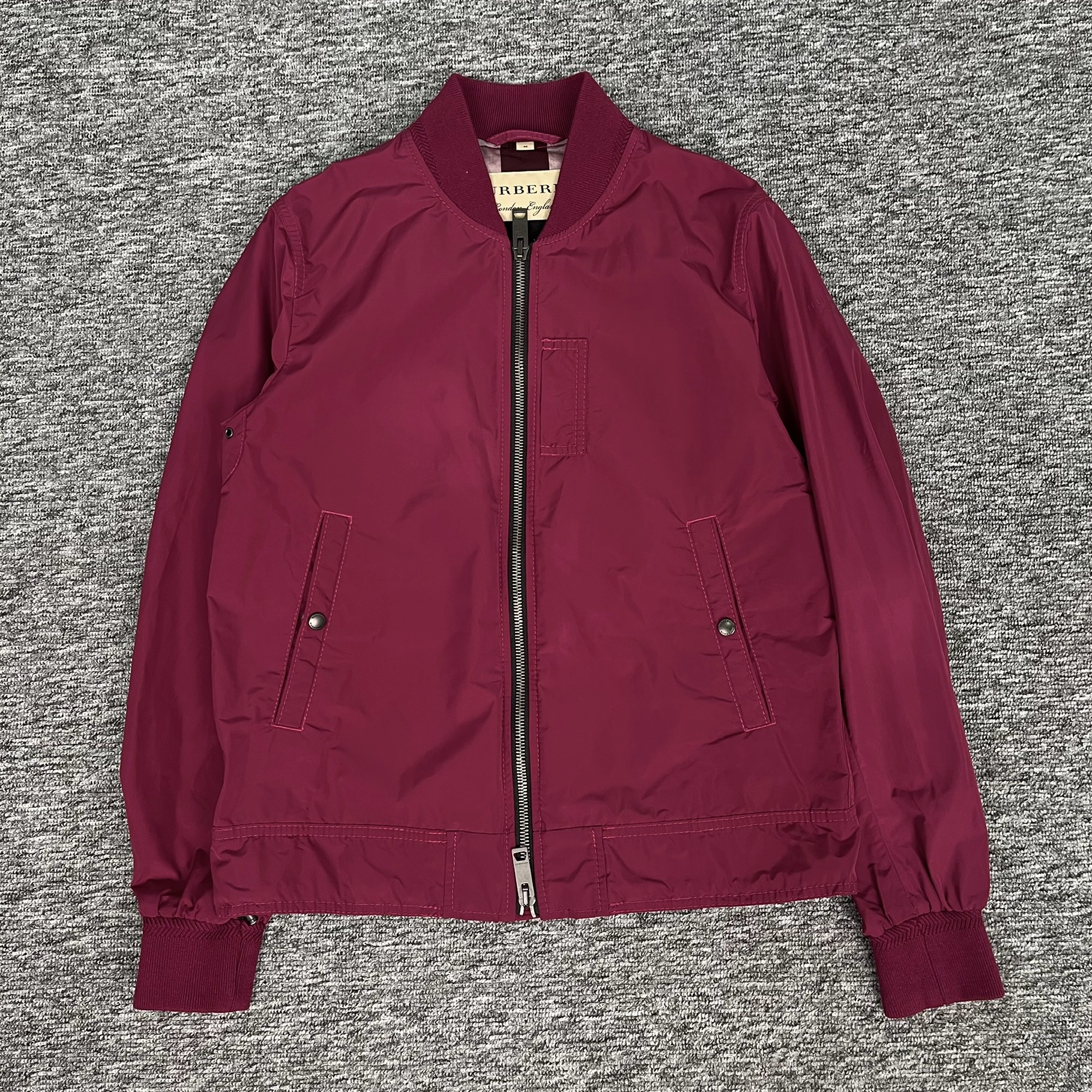 99新 BURBERRY/博柏利 纯色立领拉链夹克/48码/99新