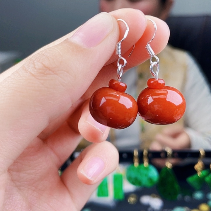 翡翠耳饰未镶嵌饰品