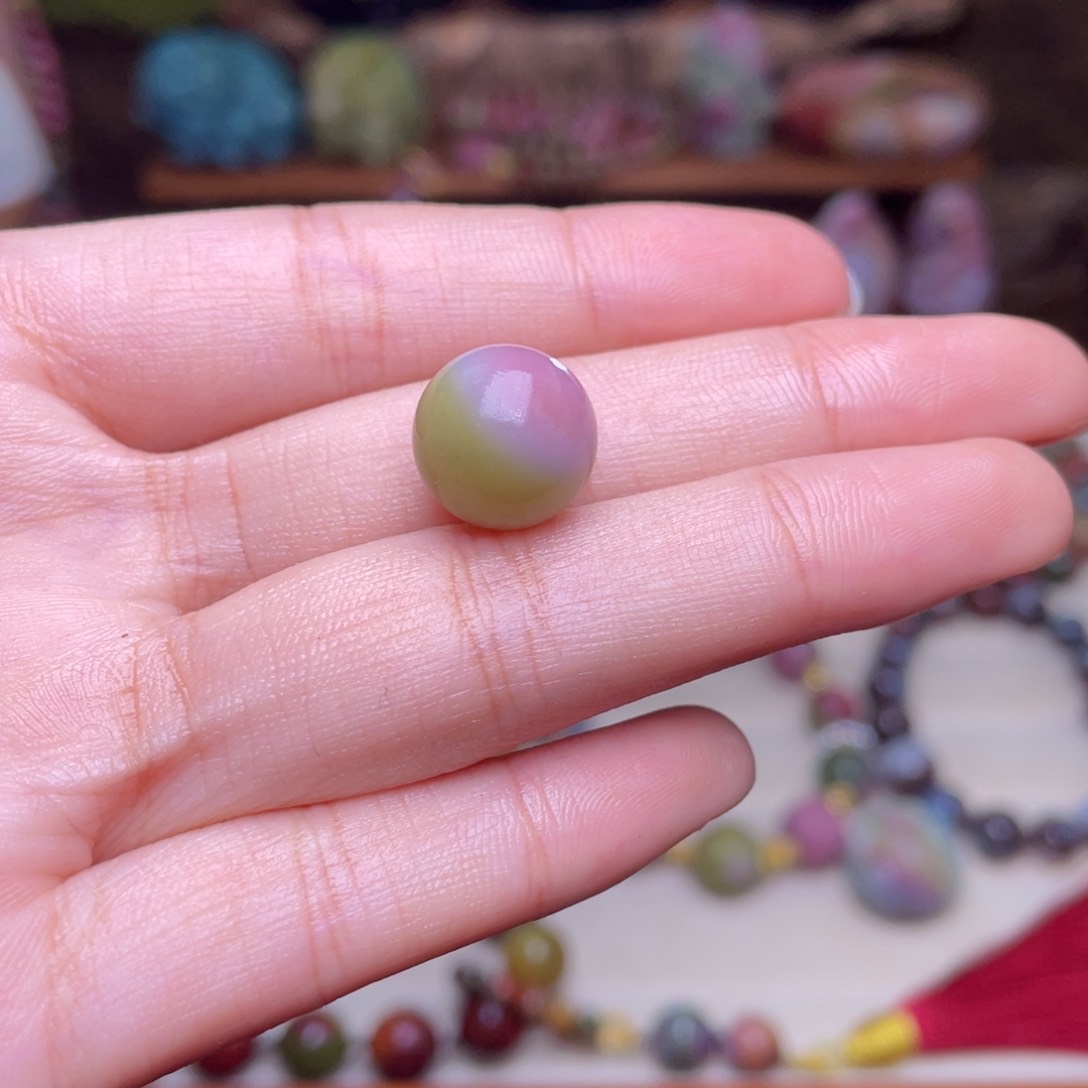 玛瑙/玉髓珠宝半成品未镶嵌还**山盐源玛瑙西瓜色高品珠