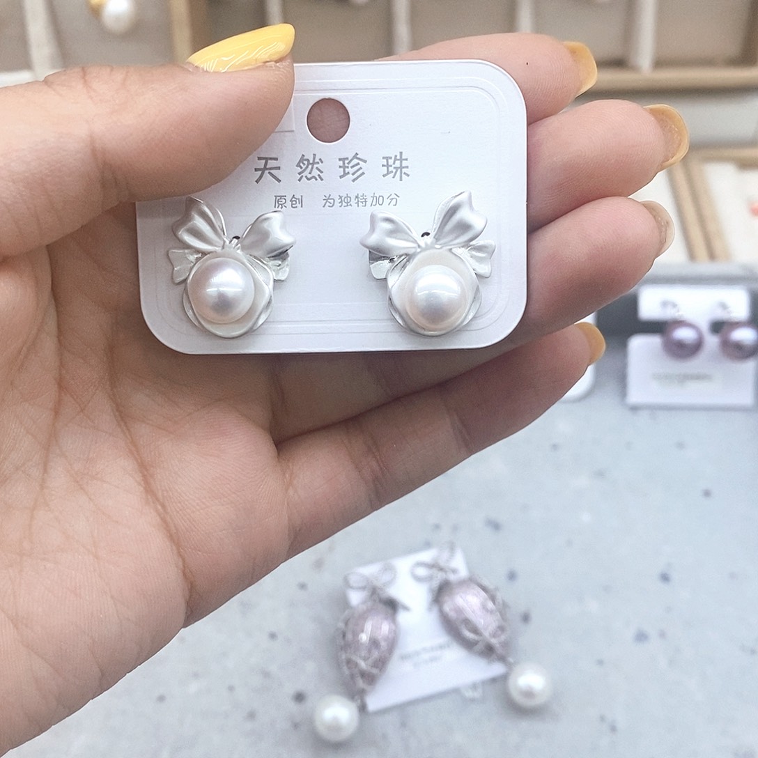 淡水珍珠未镶嵌耳饰