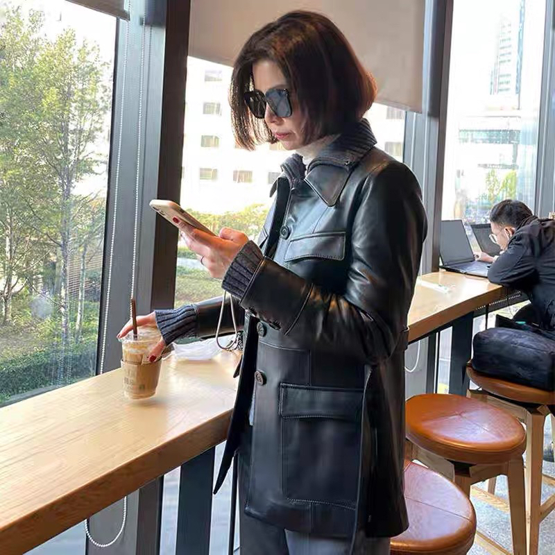 新款皮衣女修身显瘦酷飒中长款加绒皮衣外套