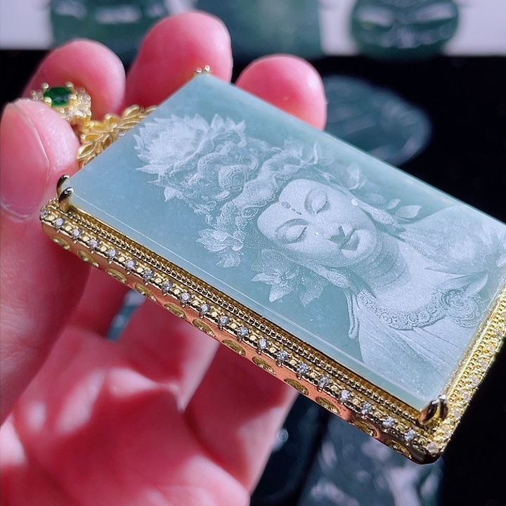 翡翠未镶嵌颈饰99999999999