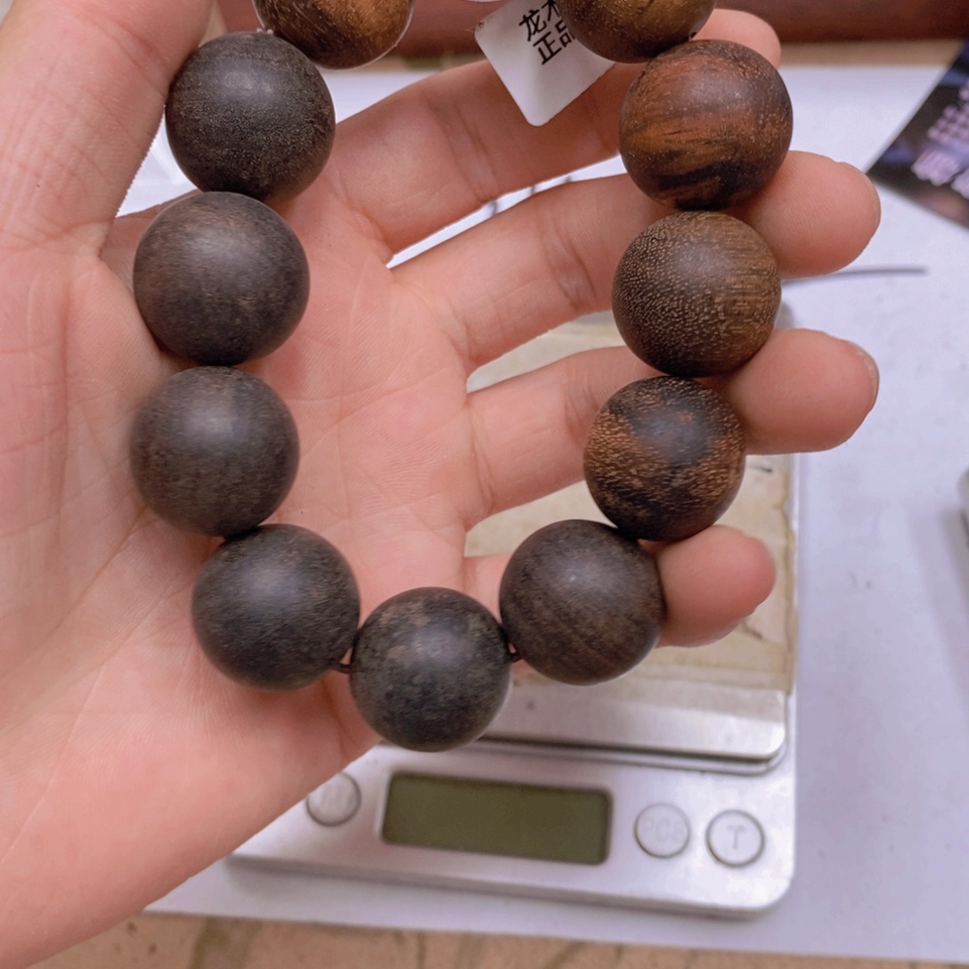 沉香木沉香香囊虫漏