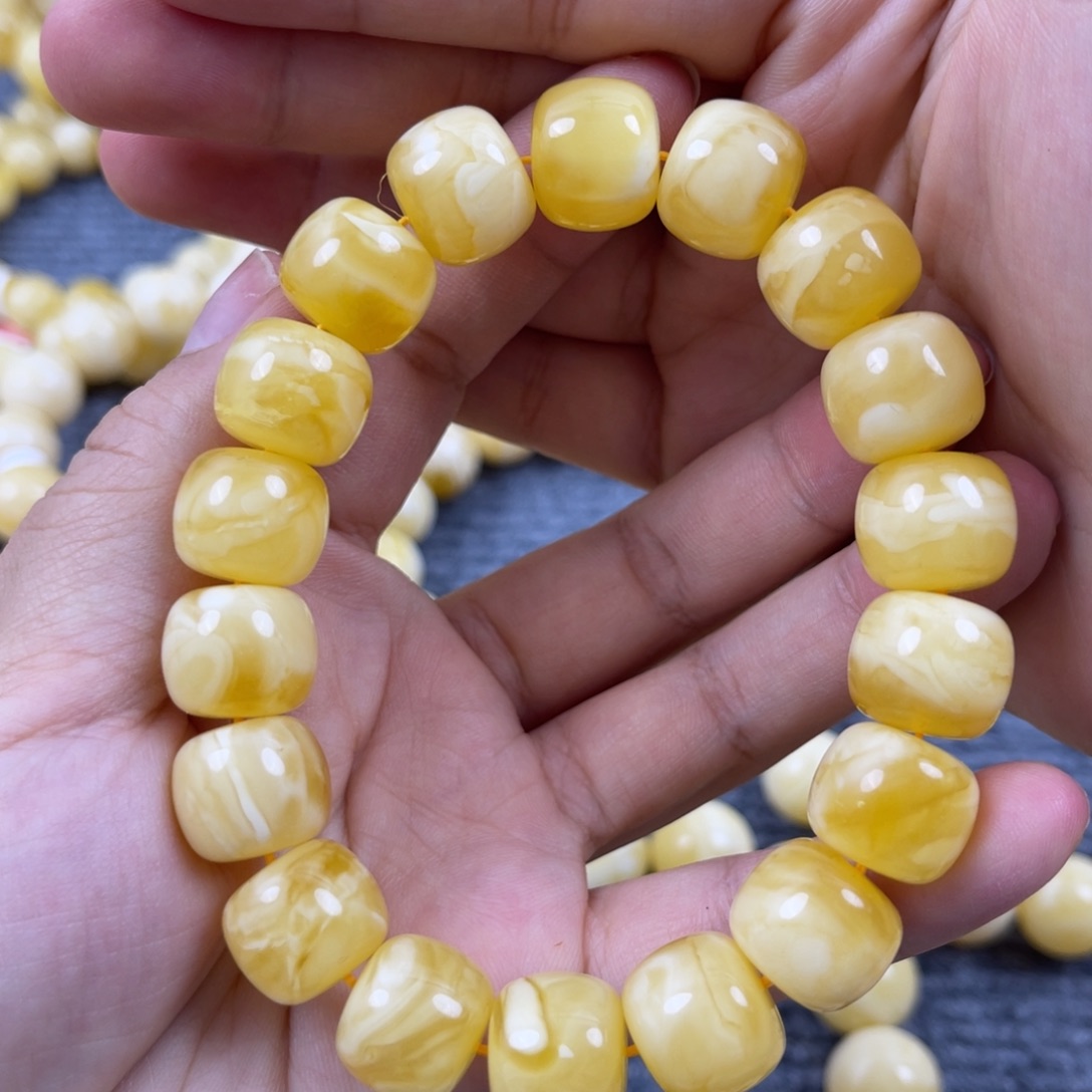 琥珀裸石未镶嵌尺寸14